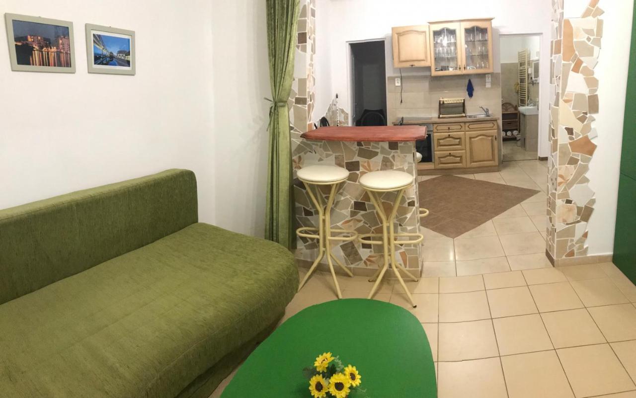 ולנצה Francesco Apartmanhaz מראה חיצוני תמונה